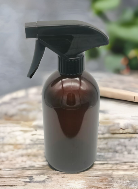 PET Spray Bottle Amber 500ml Black Trigger Head